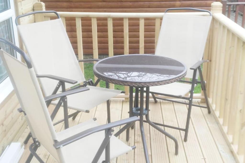 No. 27. A quiet dog friendly rural/coastal chalet Villa Seaton Esterno foto